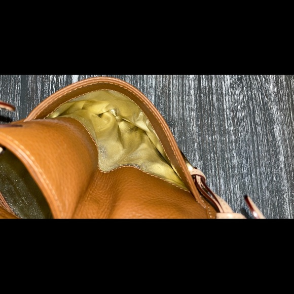 Michael Kors leather shoulder handbag tote. Used. - Picture 8 of 14